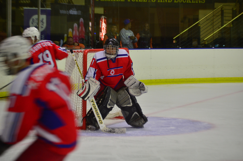 Illustration for article titled Photos: The North Korean Hockey Team